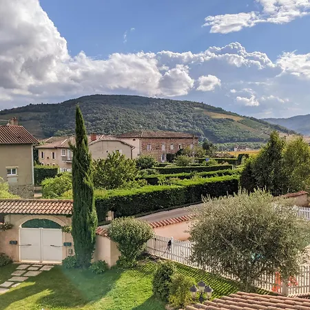Panda Home Quincie-en-Beaujolais Exterior photo